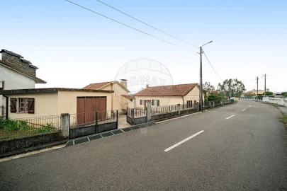 Moradia T3 para Venda em Macinhata do Vouga