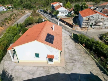 Moradia T3 para Venda em Envendos