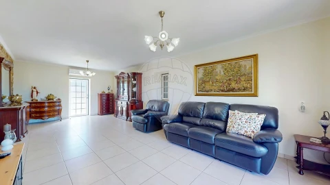 Moradia T3 para Venda em Envendos