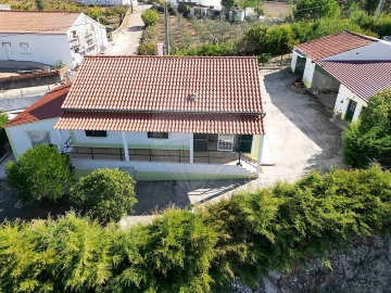 Moradia T3 para Venda em Envendos