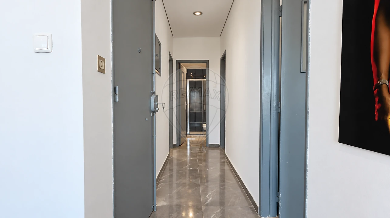 Apartamento T2 para Venda em Seixal, Arrentela e Aldeia de Paio Pires Foto 5