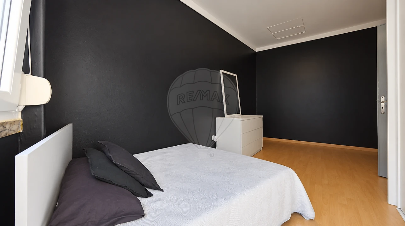 Apartamento T2 para Venda em Seixal, Arrentela e Aldeia de Paio Pires Foto 12