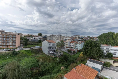 Apartamento T2 para Venda em Gondomar (São Cosme), Valbom e Jovim