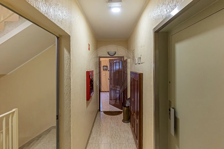 Apartamento T2 para Venda em Gondomar (São Cosme), Valbom e Jovim Foto 5