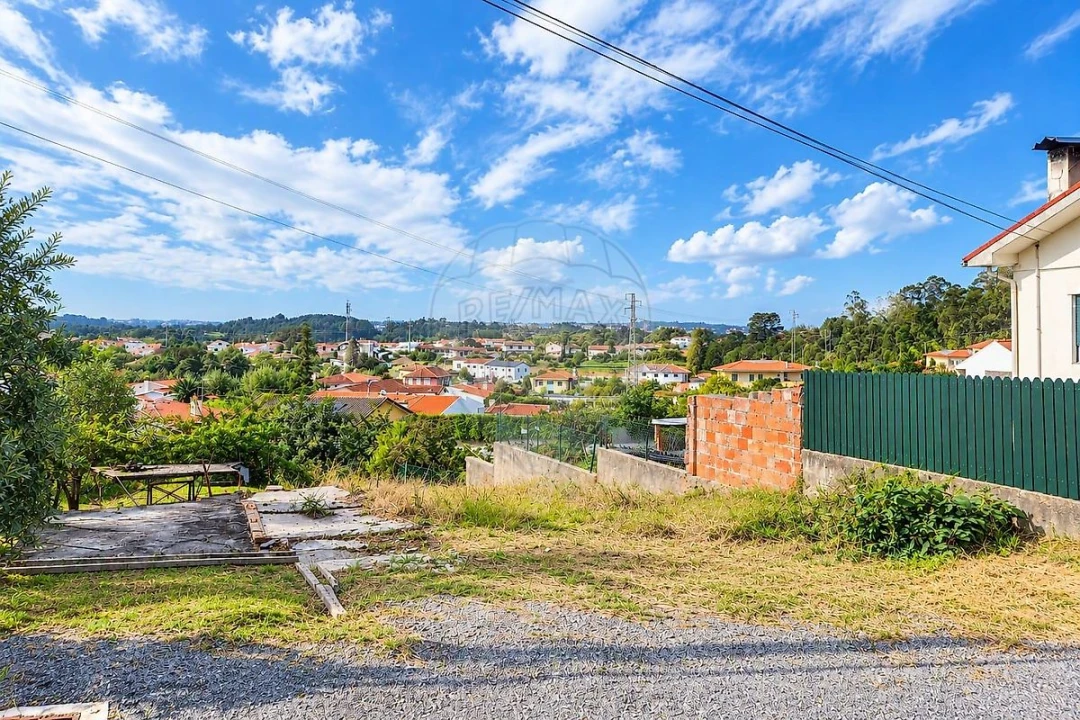 Terreno para Venda em Macieira de Sarnes Foto 4