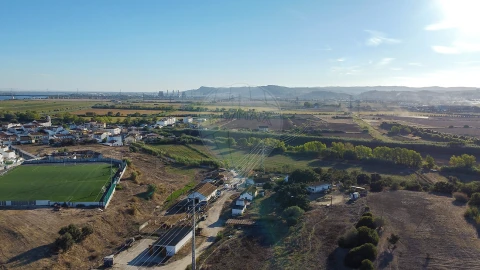 Terreno para Venda em Vila Nova da Rainha
