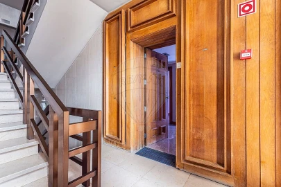 Apartamento T4 para Arrendamento em São Domingos de Benfica
