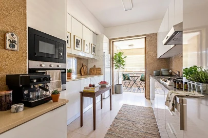 Apartamento T4 para Arrendamento em São Domingos de Benfica