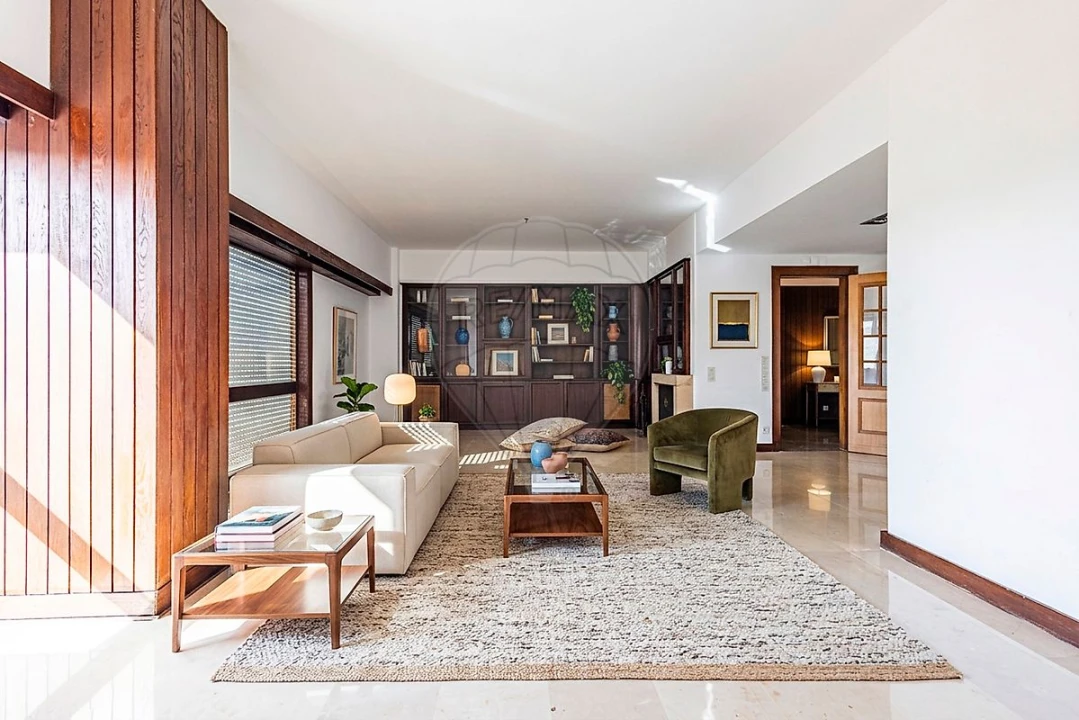 Apartamento T4 para Arrendamento em São Domingos de Benfica Foto 6