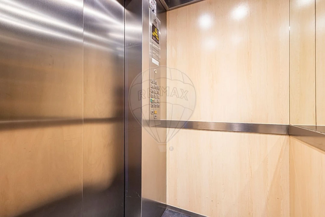 Apartamento T4 para Arrendamento em São Domingos de Benfica Foto 35