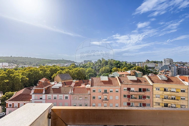 Apartamento T4 para Arrendamento em São Domingos de Benfica Foto 46