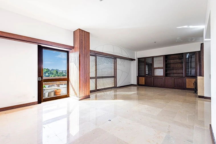 Apartamento T4 para Arrendamento em São Domingos de Benfica Foto 20