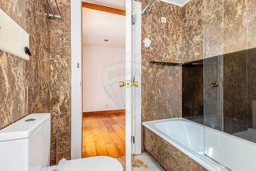 Apartamento T4 para Arrendamento em São Domingos de Benfica Foto 47
