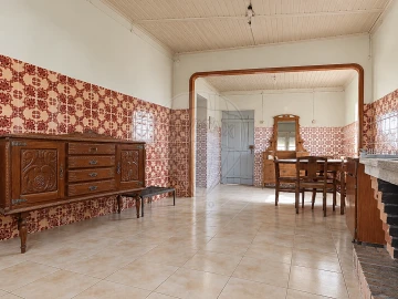Moradia T4 para Venda em São Miguel, Santa Eufémia e Rabaçal