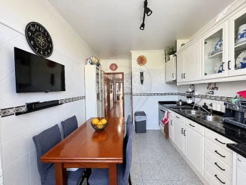 Apartamento T2 para Venda em Rio de Mouro