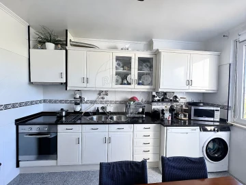 Apartamento T2 para Venda em Rio de Mouro