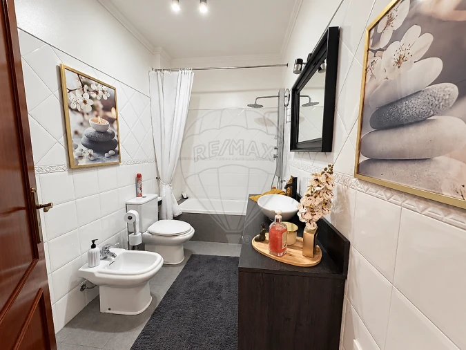 Apartamento T2 para Venda em Rio de Mouro Foto 20