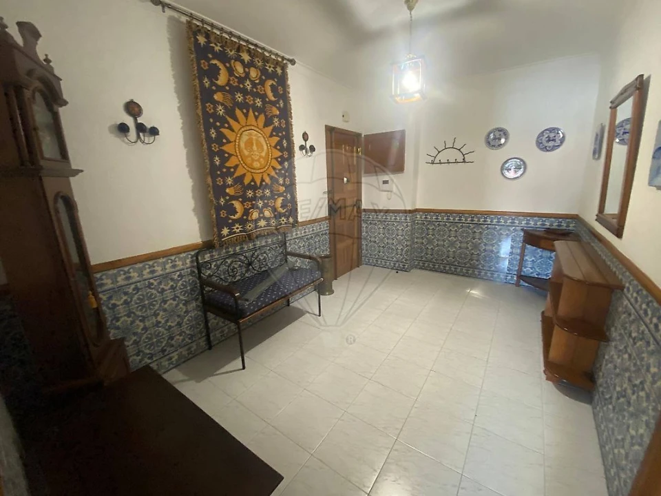 Apartamento T4 para Arrendamento em Massamá e Monte Abraão Foto 17
