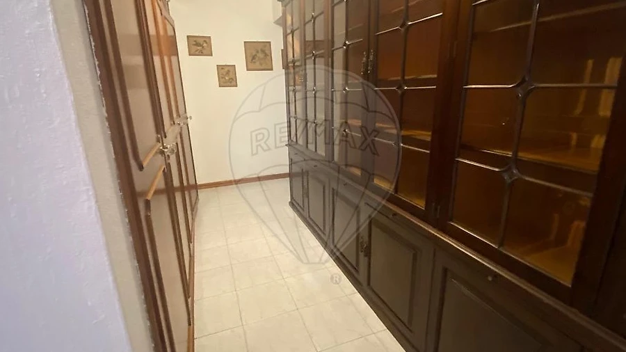Apartamento T4 para Arrendamento em Massamá e Monte Abraão