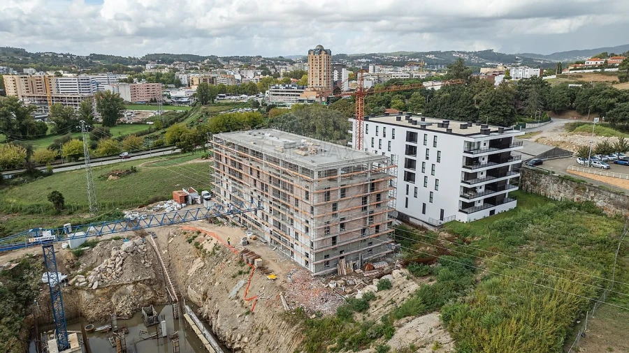 Apartamento T1 para Venda em Antas e Abade de Vermoim Foto 9