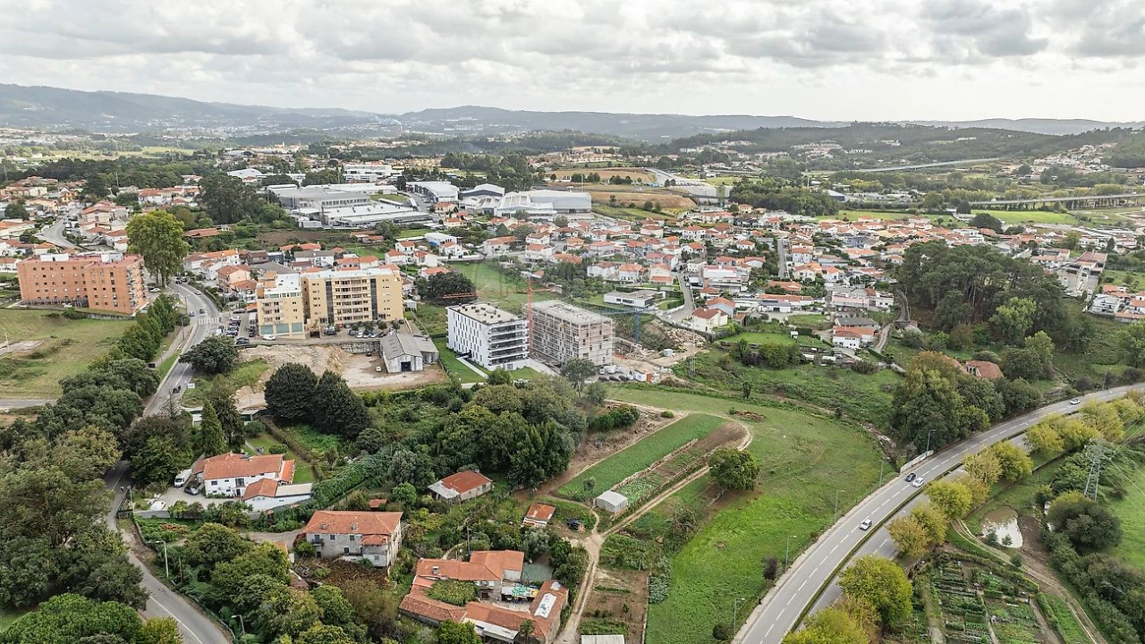 Apartamento T1 para Venda em Antas e Abade de Vermoim Foto 11