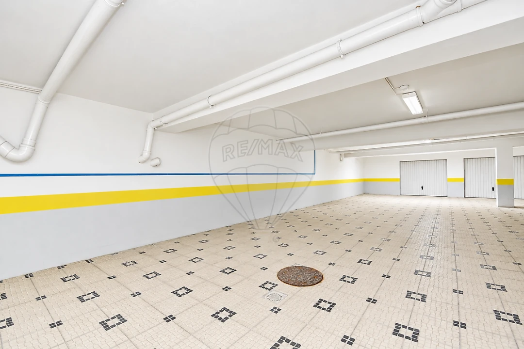 Apartamento T2 para Venda em Santo Isidoro Foto 1