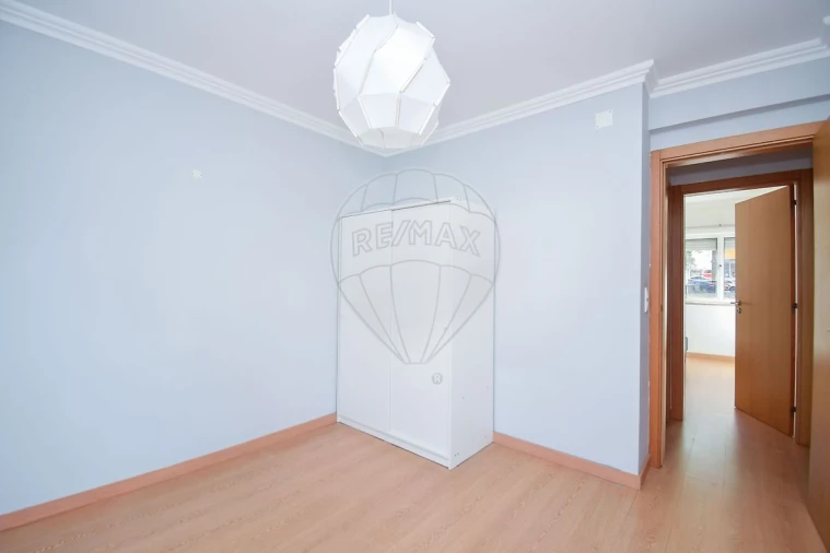 Apartamento T3 para Arrendamento em Olivais Foto 3