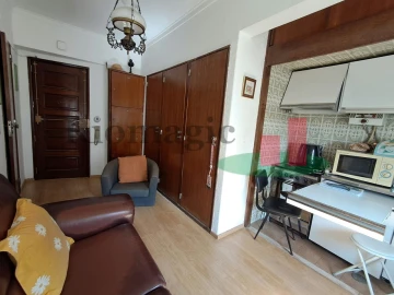 Apartamento T1 para Venda em Ajuda