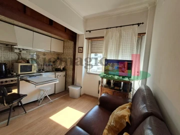 Apartamento T1 para Venda em Ajuda