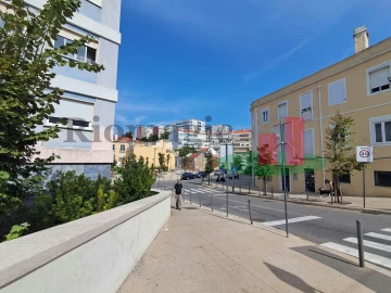 Apartamento T1 para Venda em Ajuda