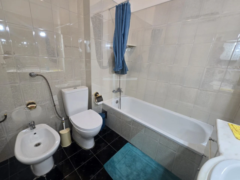 Apartamento T1 para Venda em Avenidas Novas Foto 11