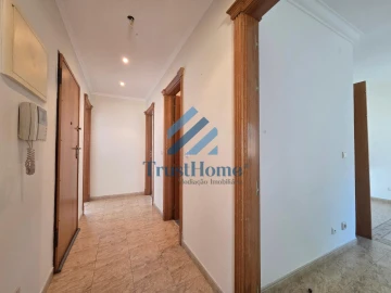 Apartamento T2 para Venda em Mina de Água