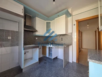 Apartamento T2 para Venda em Mina de Água