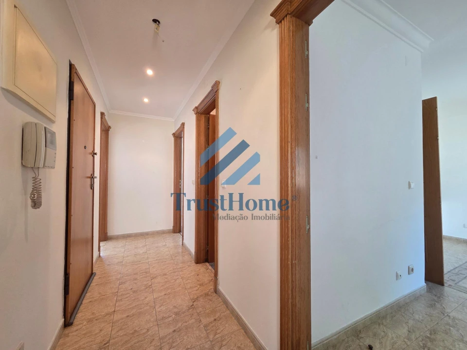 Apartamento T2 para Venda em Mina de Água Foto 11