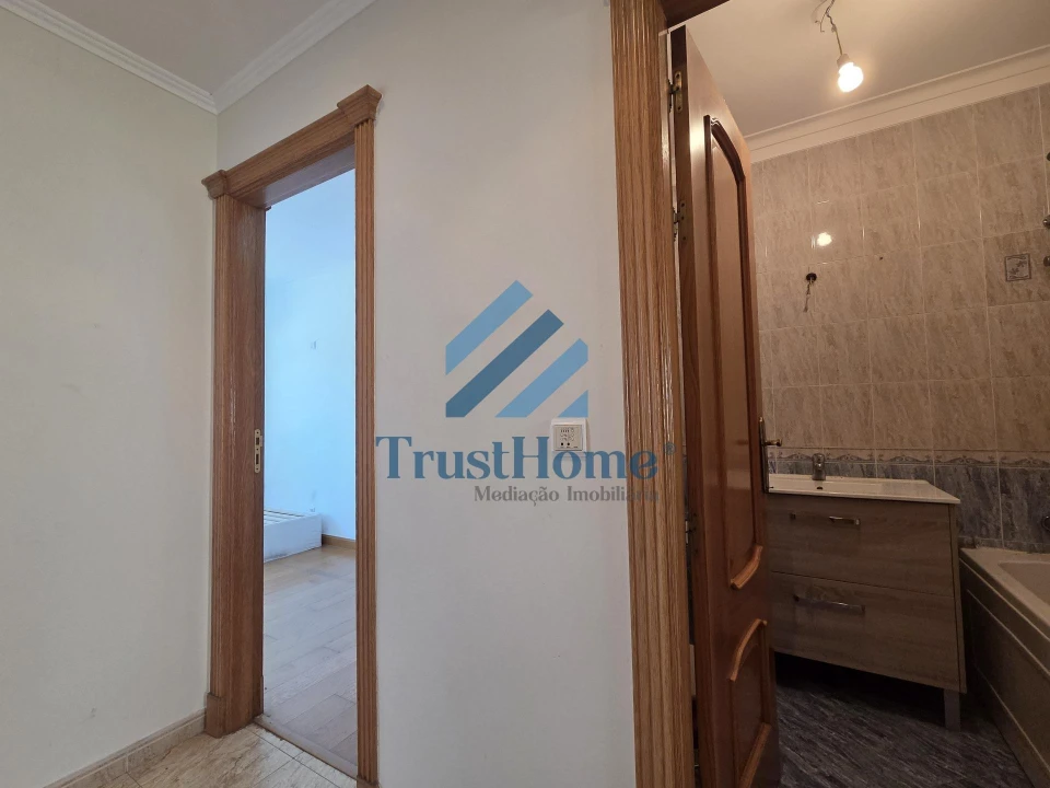Apartamento T2 para Venda em Mina de Água Foto 9