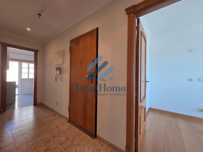 Apartamento T2 para Venda em Mina de Água Foto 4