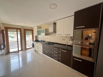 Apartamento T2 para Venda em Camarate, Unhos e Apelação