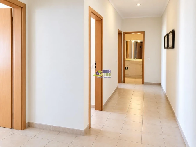 Apartamento T2 para Venda em Armação de Pera Foto 16