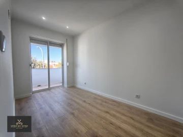 Apartamento T2 para Venda em Venteira