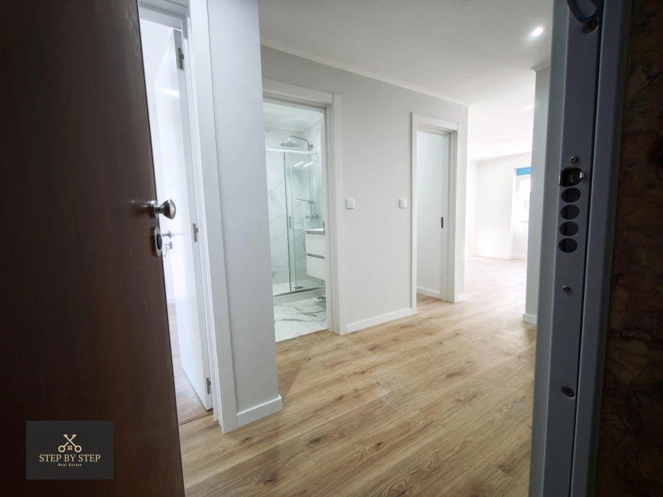 Apartamento T2 para Venda em Venteira Foto 32