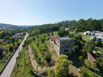 Moradia T10 para Venda em Coucieiro