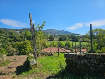Moradia T10 para Venda em Coucieiro