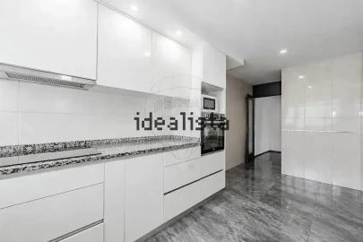 Apartamento T3 para Venda em Real, Dume e Semelhe