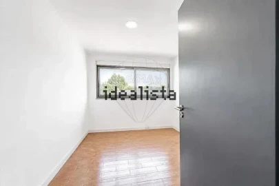 Apartamento T3 para Venda em Real, Dume e Semelhe