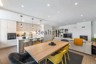 Apartamento T3 para Venda em São Vicente (Braga)