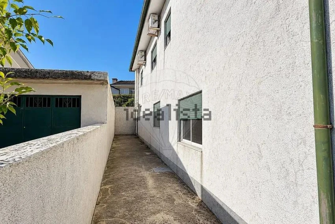 Moradia T3 para Venda em Selho São Lourenço e Gominhães Foto 21