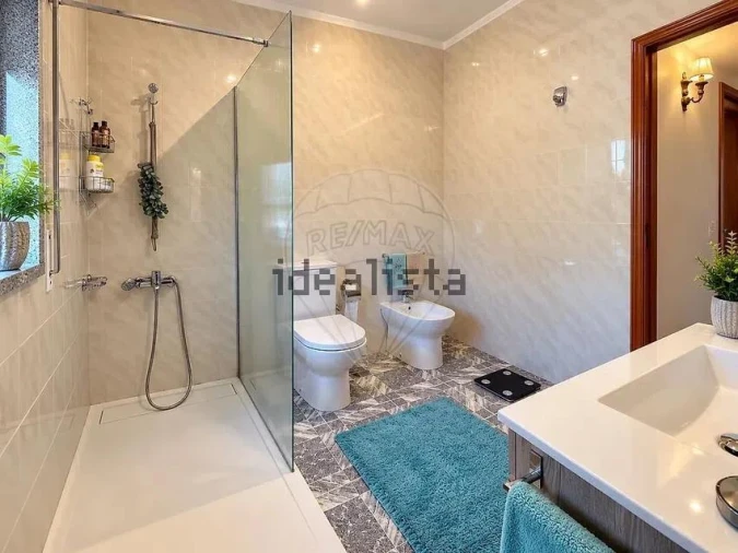 Moradia T3 para Venda em Selho São Lourenço e Gominhães Foto 11