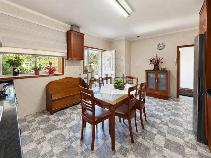 Moradia T3 para Venda em Selho São Lourenço e Gominhães Foto 7