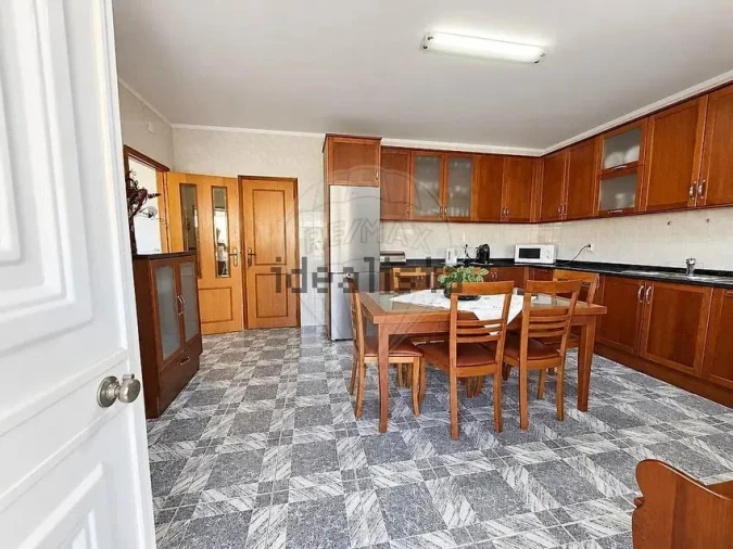 Moradia T3 para Venda em Selho São Lourenço e Gominhães Foto 8