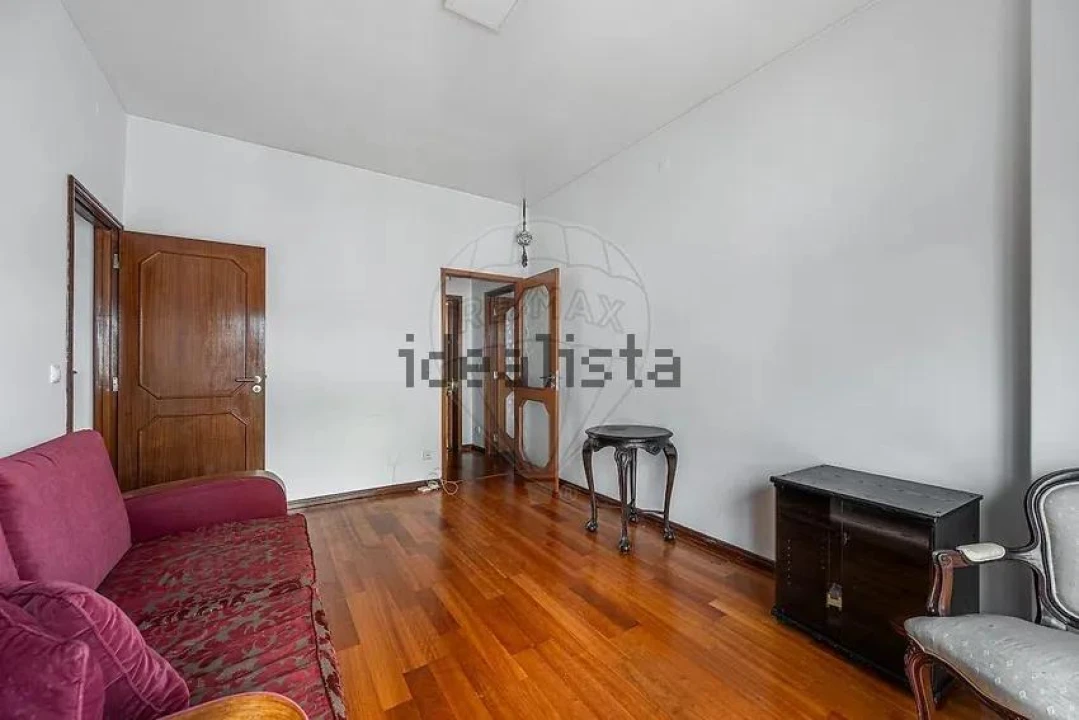 Apartamento T1 para Venda em Paranhos Foto 10